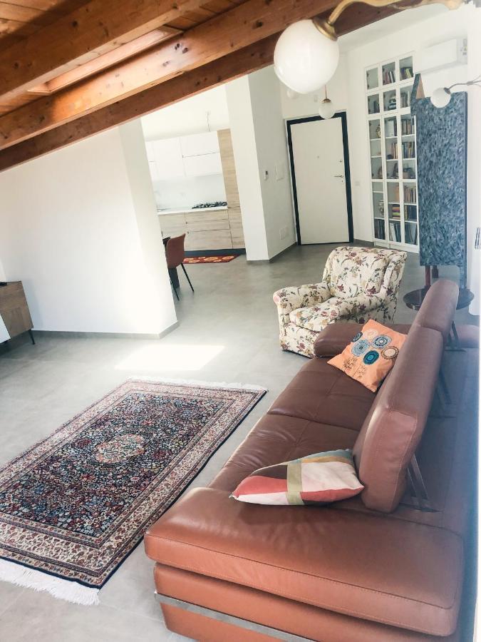 "La Casa Di Ale" Modern Suite Mondragone Exteriör bild